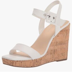 NIB Marc Fisher Lukey White platform wedge dress sandals women size 9.5